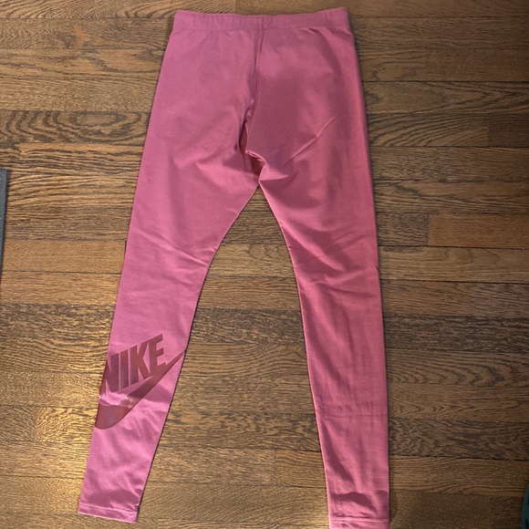 Nike Leggings - Picture 4 of 5